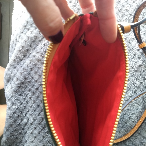 Dooney&Bourke Green Leather Crossbody - Picture 4 of 9